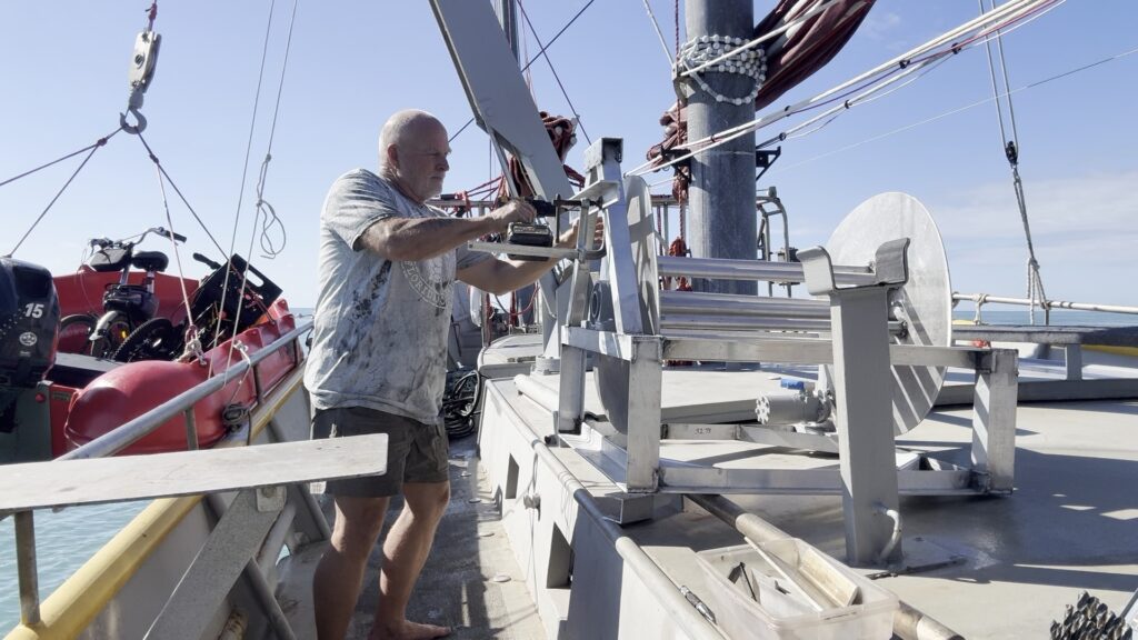 NURD – Part 9 – Hydraulic Reel and Food on Seeker photo 4
