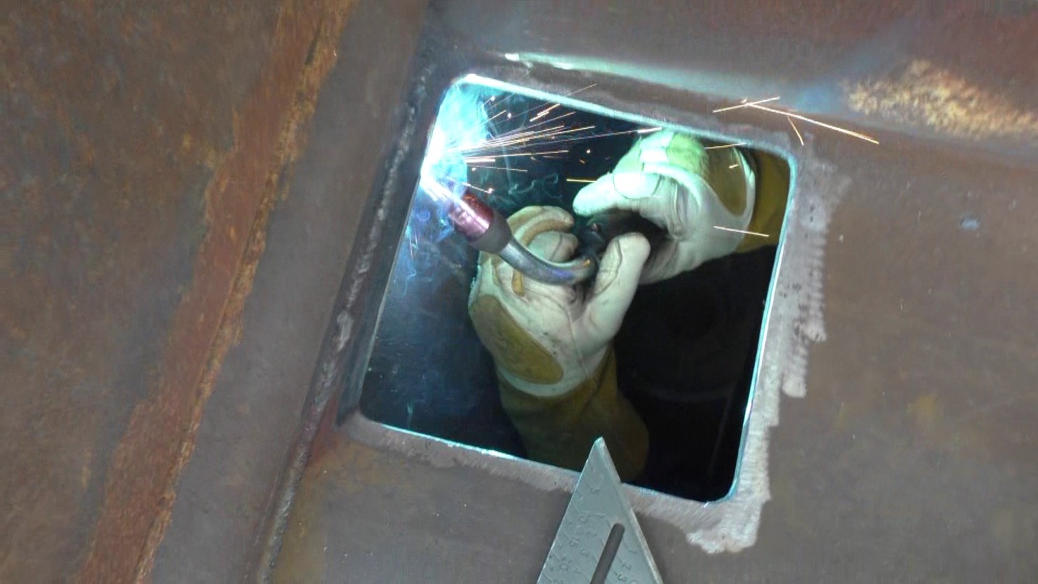 Scuppers / Engine Hatch / Mast Partners | SV Seeker